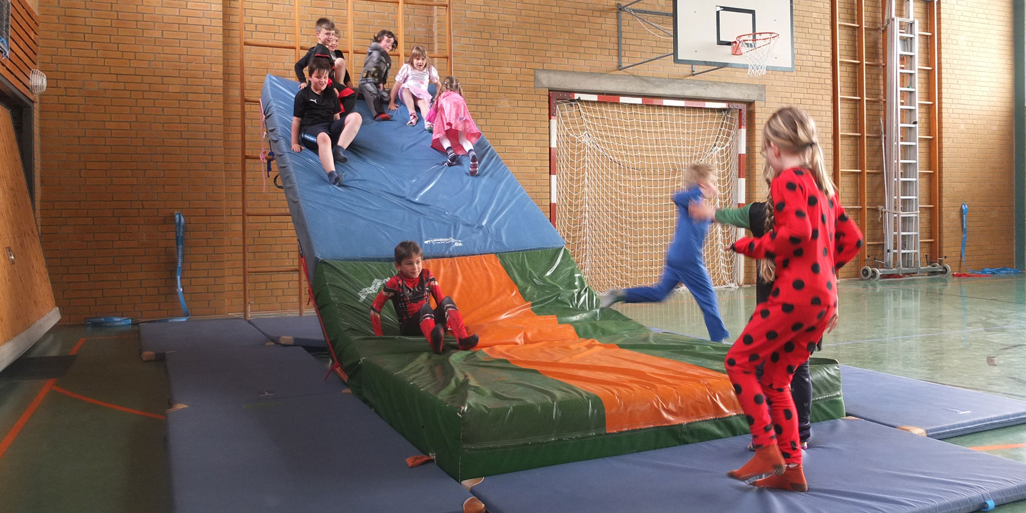 Kinderturnen beim TSVA